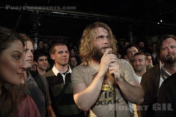 THE DIRTBOMBS - 2008-06-16 - PARIS - La Maroquinerie - Ben Blackwell